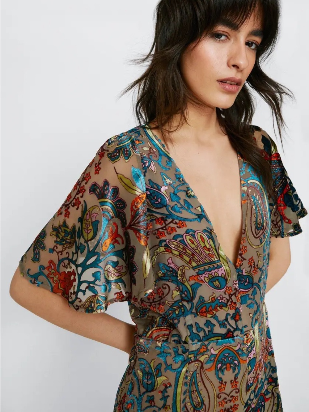 Nasty Gal Multicolor Paisley V-Neck Jumpsuit - new with tags - Picture 2 of 5